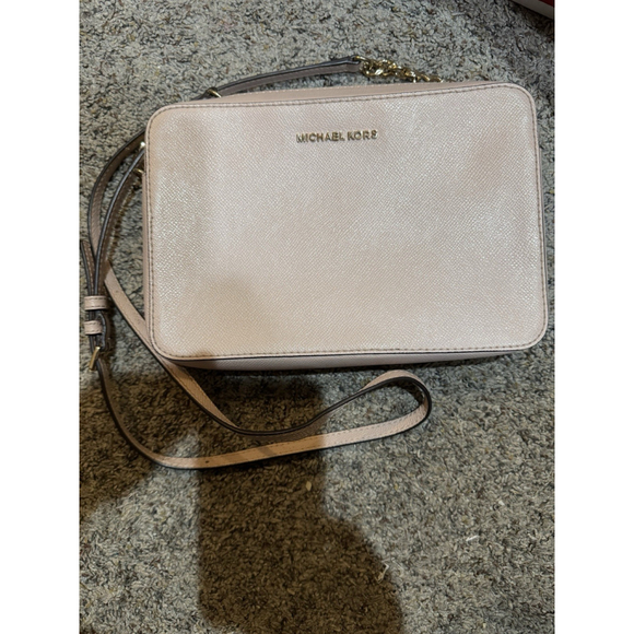 Michael Kors Jet Set Saffiano Leather Crossbody Pink - Picture 5 of 14